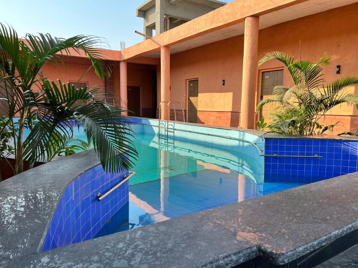 Santu Basil - An Eco Resort Bhavnagar Extérieur photo
